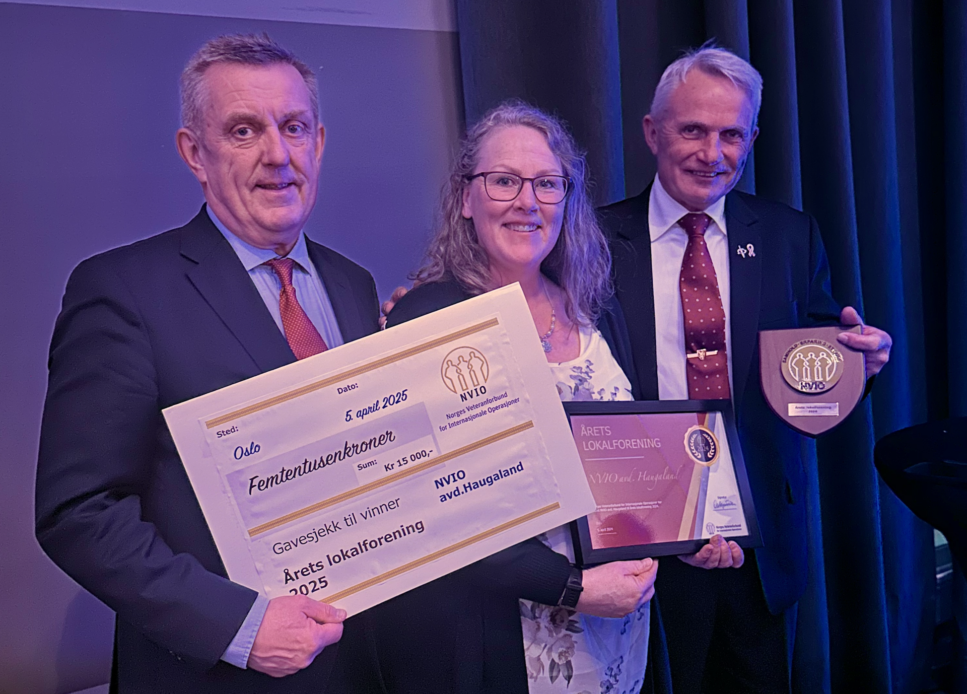 Årets lokalforening, hederstegn og coin